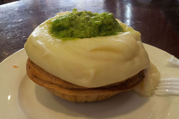 Lunch: Pie Face Tandoori Vege pie with smashed potato and peas