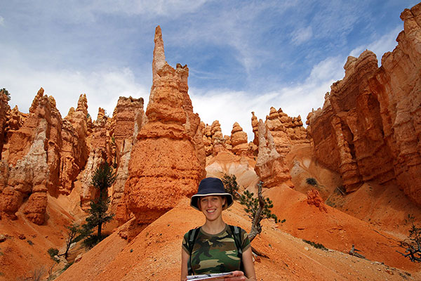 Bronwen in front of some of the hoodoos in Bryce Canyon National Park