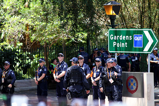 Police guarding Parliament House shortly before Obama’s motorcade leaves