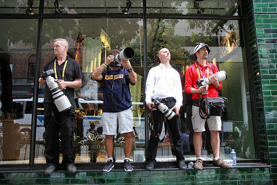 Photographers wait for a glimpse of Putin as he departs The Hilton. There were a lot more photographers who couldn’t find a window to stand on, and a whole pile of TV cameramen too