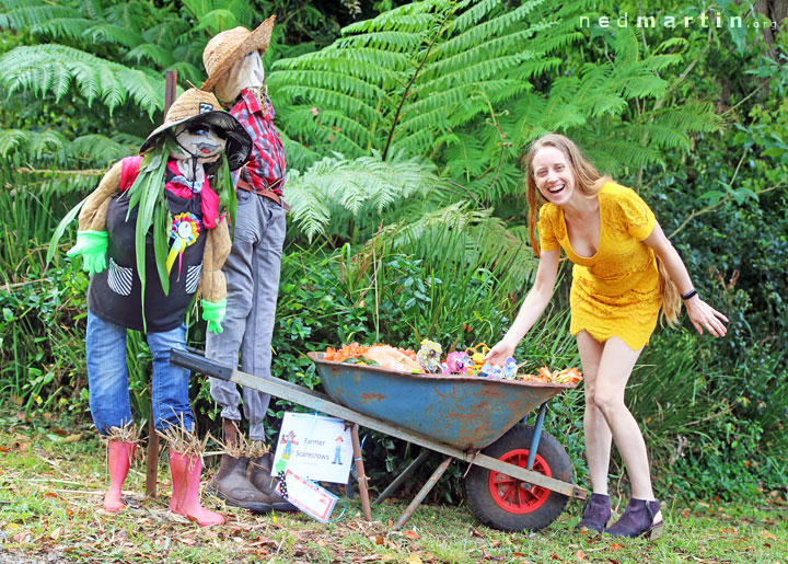 Bronwen at the Tamborine Mountain Scarecrow Festival