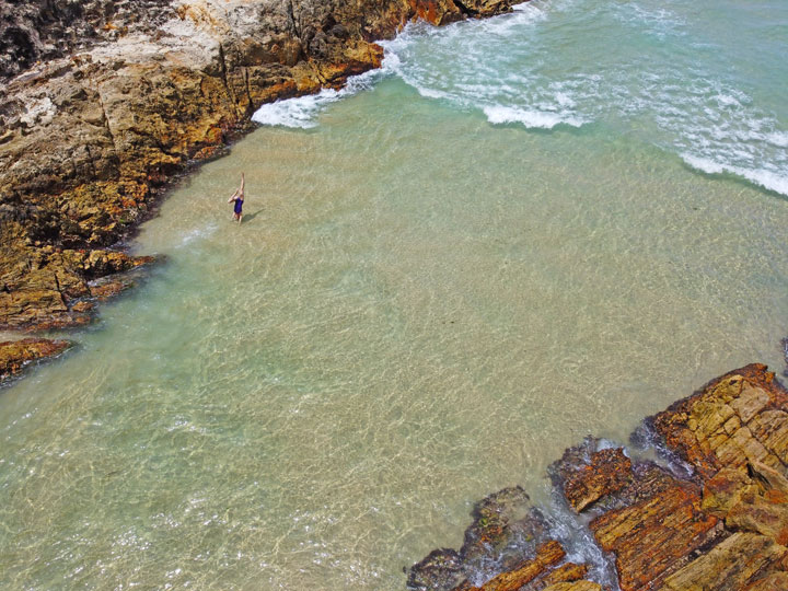 Bronwen not swimming in North Gorge