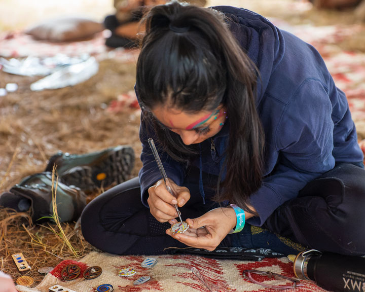 Hand painting jewellery, Jungle Love Festival 2022