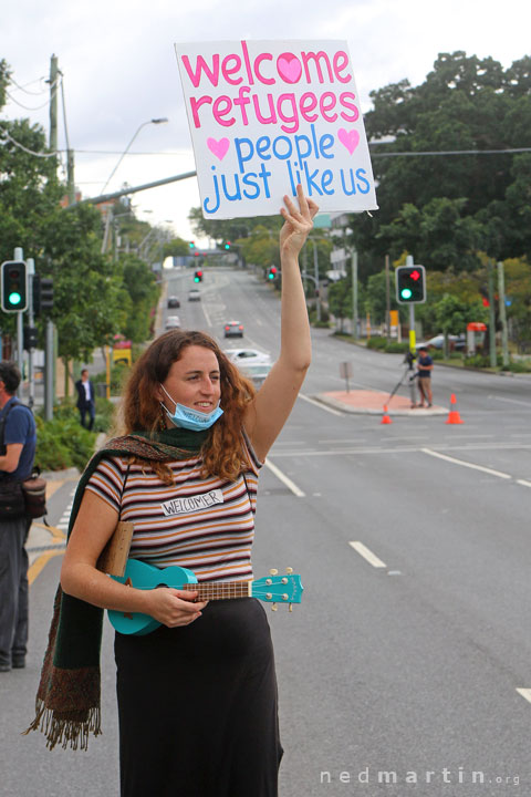 Welcome refugees: people just like us