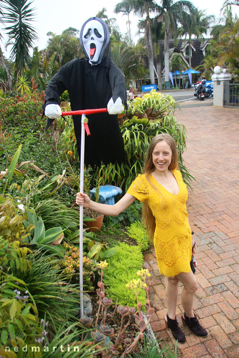 Bronwen at the Tamborine Mountain Scarecrow Festival