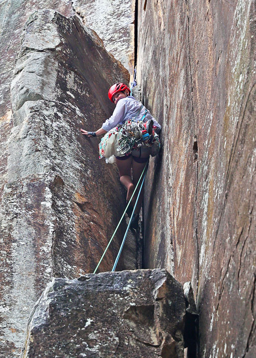 Climbing at Frog Buttress, Do it in a Froq climbing event, Boonah