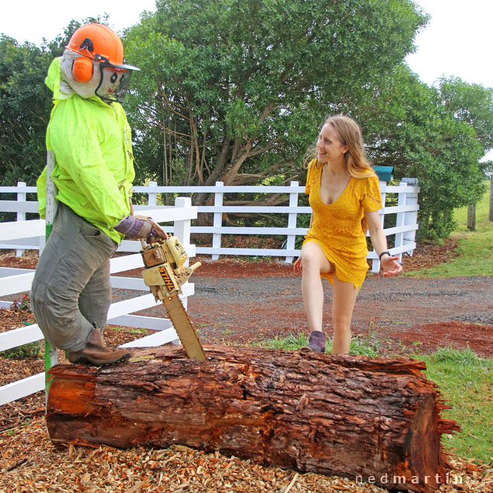 Bronwen at the Tamborine Mountain Scarecrow Festival