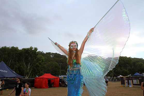 A street performer glitters