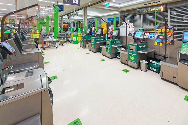 New social-distancing screens at Woolworths self-checkout
