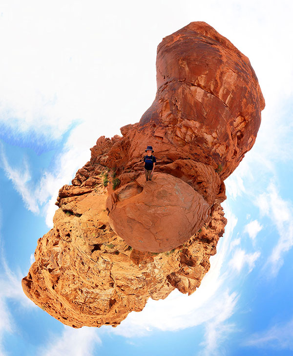 Bronwen at Mouse’s Tank in the Valley of Fire