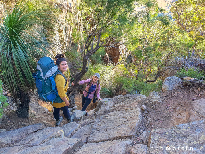 Bronwen & Carissa, Climbing down Mt Maroon