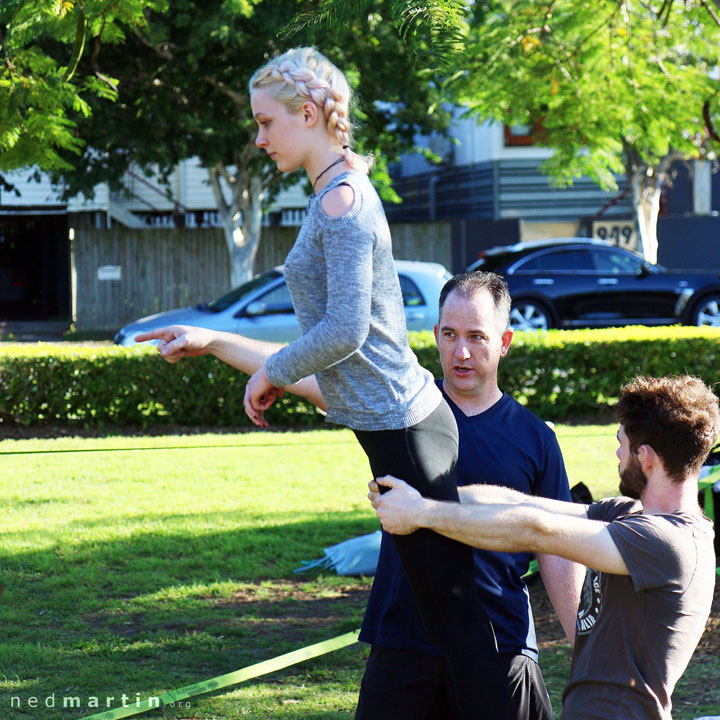 Slackline & Acro at New Farm Park