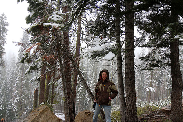 Bronwen in the snow on the way to Glacier Point