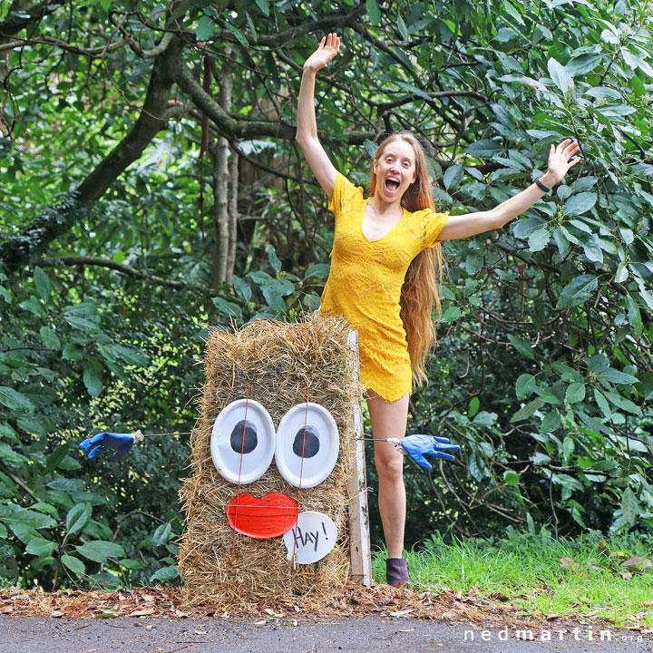 Bronwen at the Tamborine Mountain Scarecrow Festival