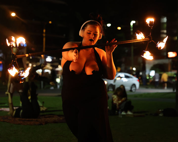 Kaitlyn, Fire twirling at Burleigh Bongos