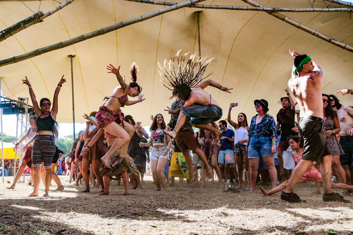 Hughie dancing at Island Vibe Festival