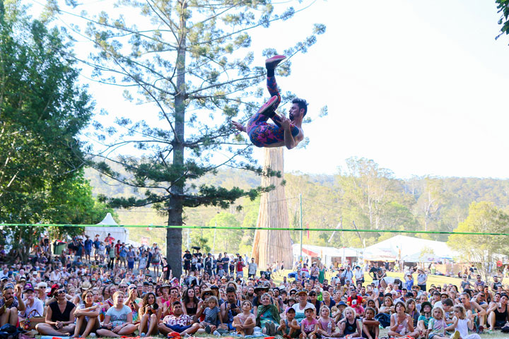 Bruise Brothers Slackline, Woodford Folk Festival 2016/2017, Woodfordia