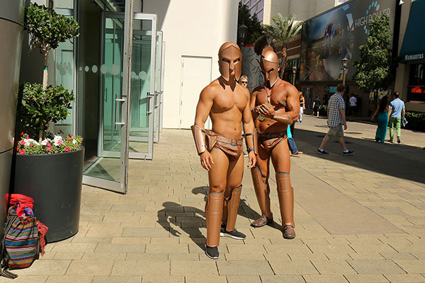 Some more Mexican street performers