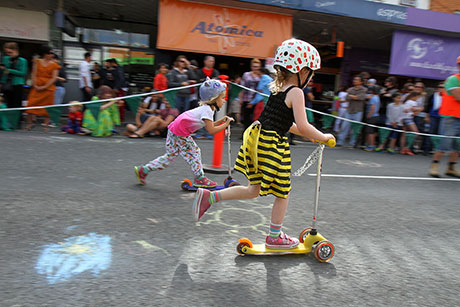 Kurilpa Derby, West End