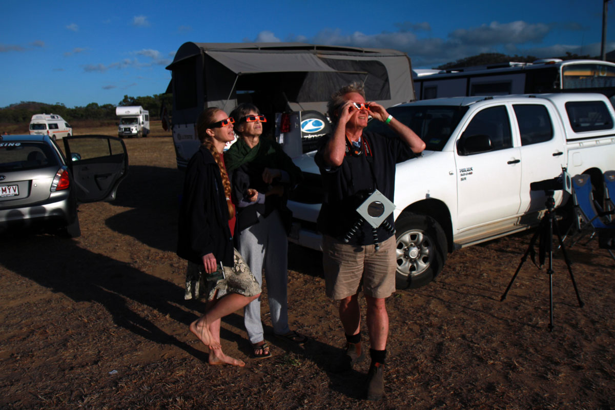 Bronwen, Sarah & John watch the eclipse