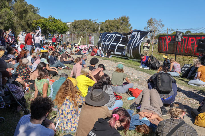 Rally at BITA: 8 Years No Freedom, Brisbane Immigration Transit Accommodation Centre