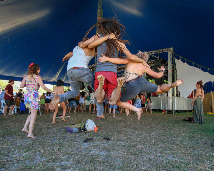 Hughie & Skye, Big Top – Mapstone, Island Vibe Festival 2018, Stradbroke Island