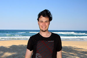 Ned in the wind, Alexandria Bay, Noosa National Park