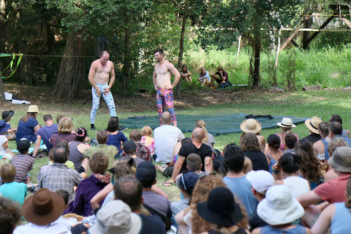 Bruise Brothers Slacklining, Woodford Folk Festival 2016/2017, Woodfordia