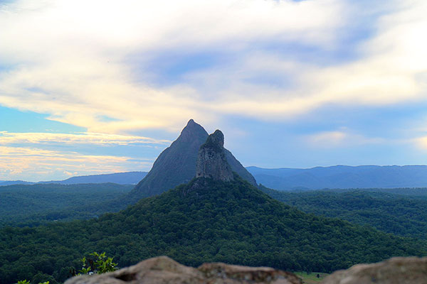 Mount Crookneck (Coonowrin) in front of Mount Beerwah