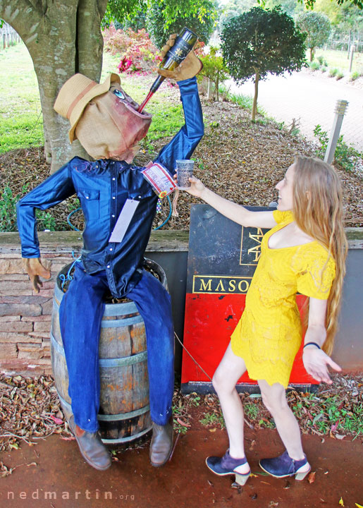 Bronwen at the Tamborine Mountain Scarecrow Festival