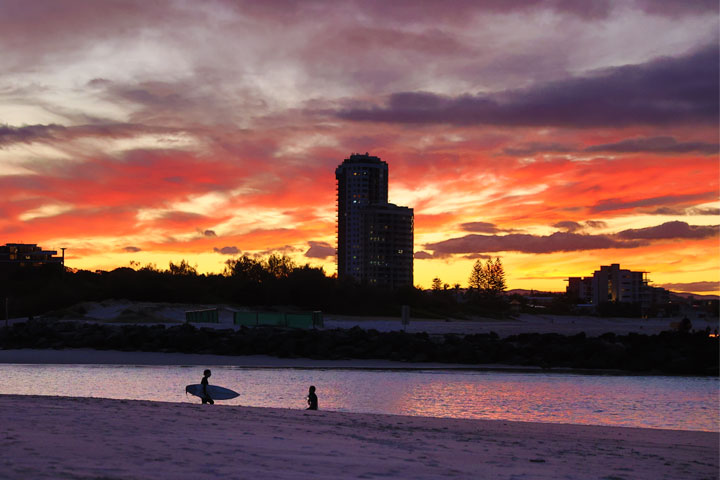 Sunset at Currumbin Alley