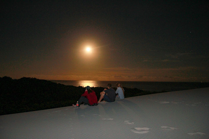 Maz, Chris, Bronwen, Moreton Island