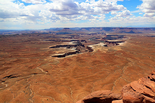 More canyons, slowly making their way towards us