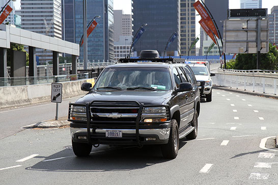 Yet another American car, again with a satellite uplink