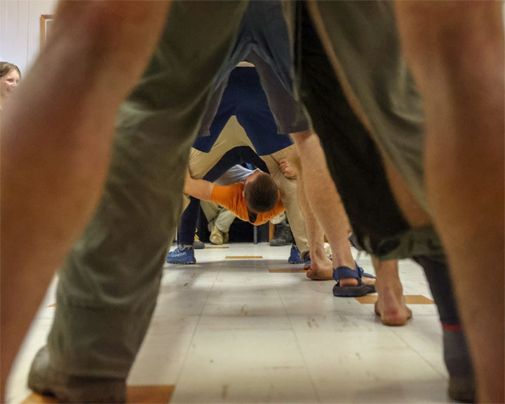 Games at the Australian Hotel, Do it in a Froq climbing event, Boonah