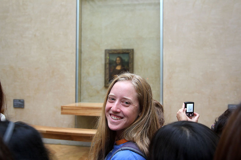 Bronwen & the Mona Lisa, The Louvre, Paris, France