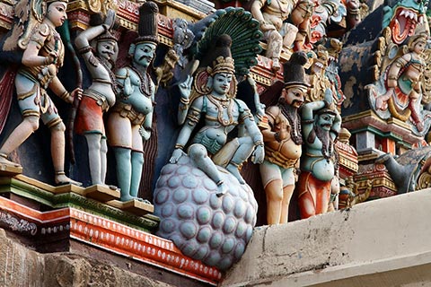 Carvings on the outside of Meenakshi Amman Temple, Madurai