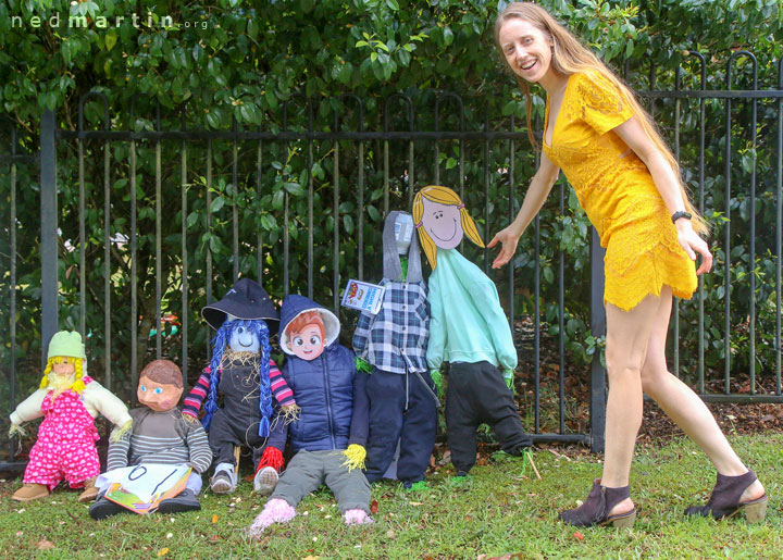 Bronwen at the Tamborine Mountain Scarecrow Festival