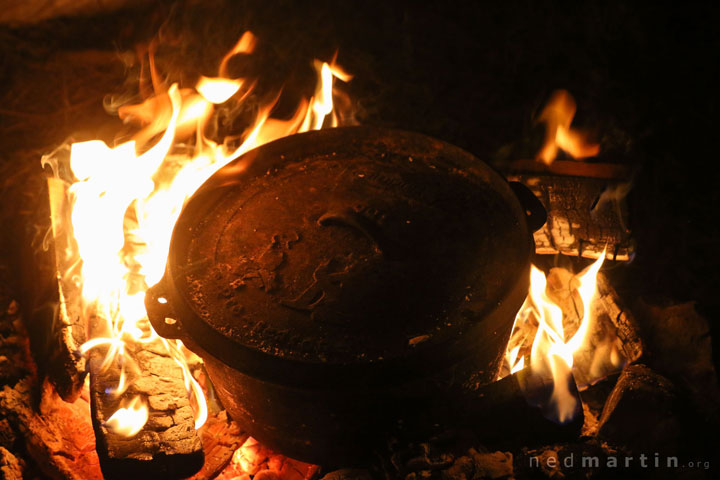 The very-manly camp oven