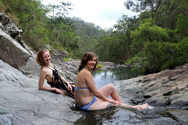 Bronwen and Shandina pretend it isn’t cold