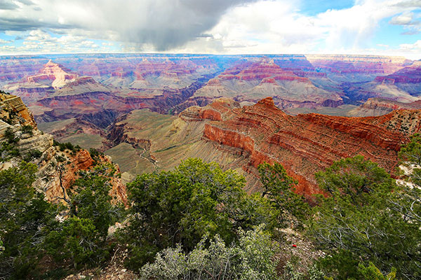 Stormy weather gathers over the Grand Canyon