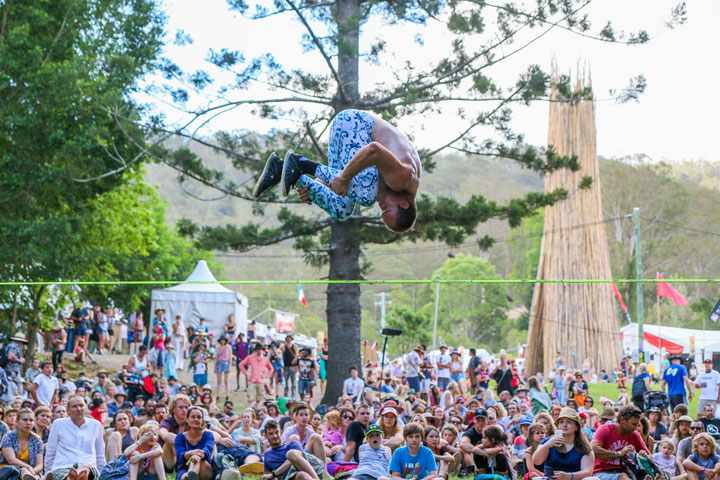 Bruise Brothers Slacklining, Woodford Folk Festival 2016/2017, Woodfordia