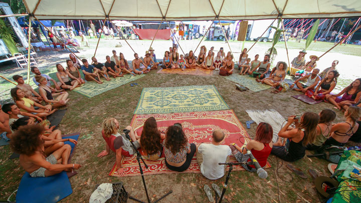 Workspace – Acro Yoga, Island Vibe Festival 2018, Stradbroke Island