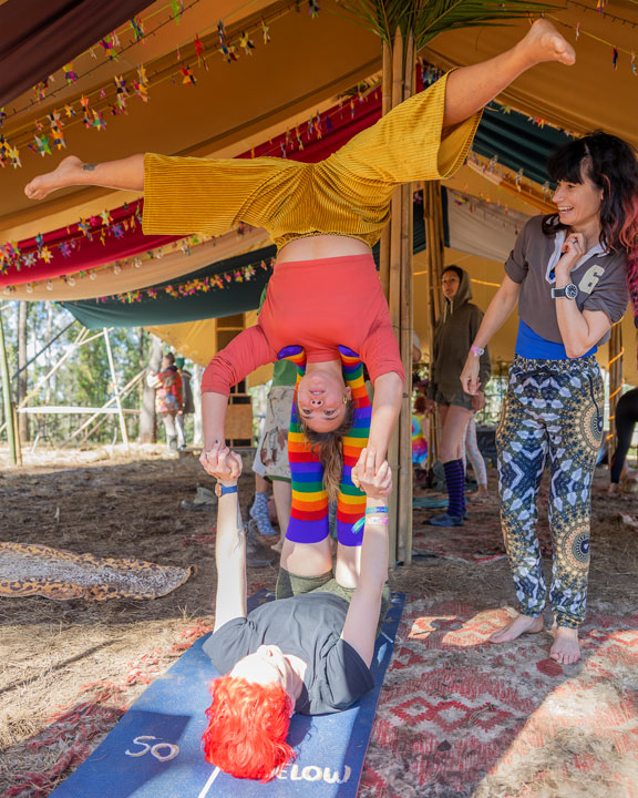 Acro yoga play, Jungle Love Festival 2022