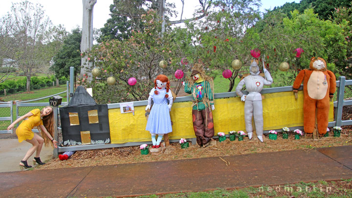 Bronwen at the Tamborine Mountain Scarecrow Festival