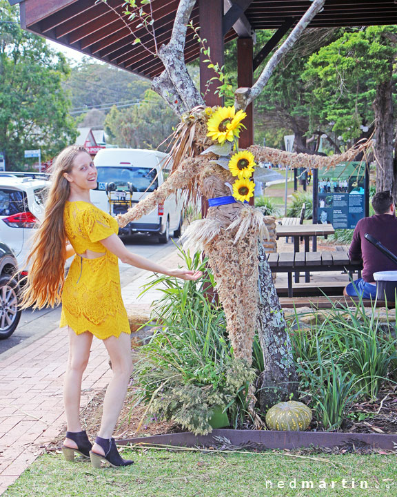 Bronwen at the Tamborine Mountain Scarecrow Festival