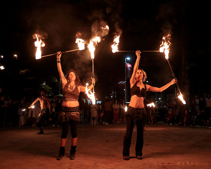 Leela & Luisa, Fire Twirling at Burleigh Bongos