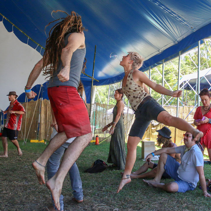 Hughie & Skye, Big Top – Mapstone, Island Vibe Festival 2018, Stradbroke Island