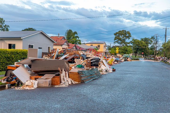 Flood damage, Elmes Rd, Rocklea