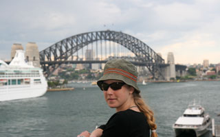 Bronwen in front of The Sydney Harbour Bridge
